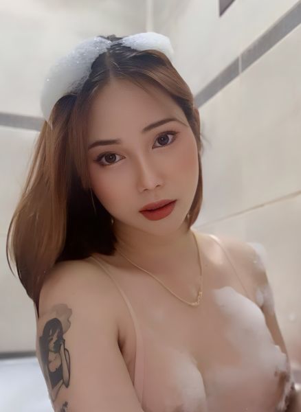 Hello everyone my name Molly 🇹🇭 im 23 years 
Perfect ladyboy ❤️ im new in Bahrain welcome every people 
Nice face 
Nice body 
GOOD service 
Come meet me
Good room Good everything 🥰🥰
