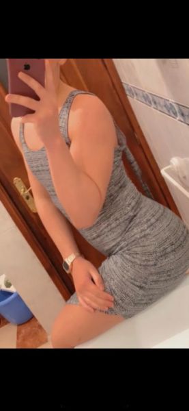مرحبا انا هنا من اجلك يمكنك الاتصال و ارسال لي رسالة مرحبا بك سارع و ارسل جميع صوري حقيقية
