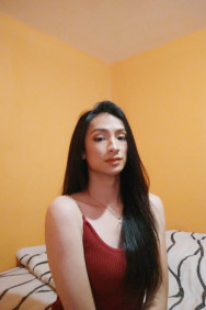 If you are looking for someone who can give you a nice and unforgettable moment don't hesitate to message me 😉 Hi alizza here 21 year old stunner 5'6 in height i have slim body . If you want to be with me now just hit me up ❤️

Services:Anal Sex, Domination, Massage, Oral sex - blowjob, Parties