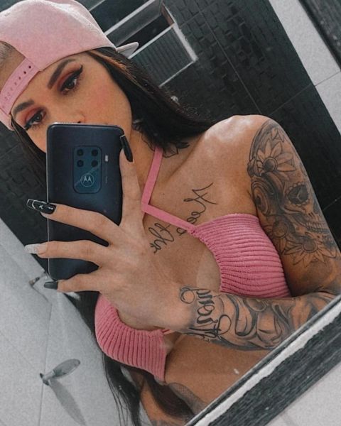 Olá meus amores trabalho somente com chamada de vídeos e conteúdos 