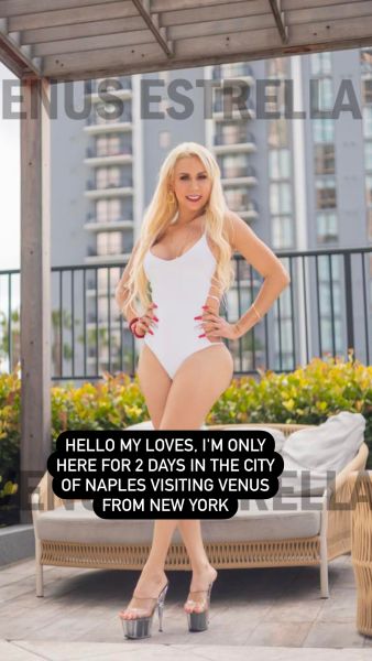 BEAUTIFUL COLOMBIAN SHEMALE NEW IN in  now NAPLES  🗽 
 Just Arrive to make all your desires and fantasies come true. I’m blonde , 5’8, 34 d, curvy smooth round ass with 9 uct super functional inches.
I’m TOP ,VERSATILE and  bottoms 
I’m a girl who LOVED WHAT I DO !
My goal is make you very happy! 
VISITING  NOW SARRASOTA 