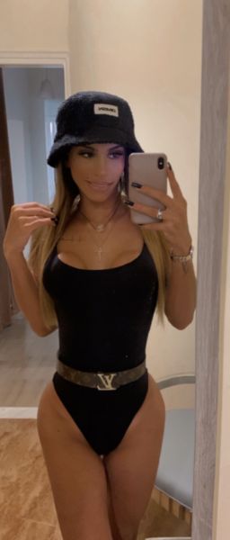 My name is Lara, I'm 24 years old.  Brazilian trans, very active, I have 20 cm of cock, if you prefer I can be passive, I attend in my safe and discreet place.  when contacting speak in english…