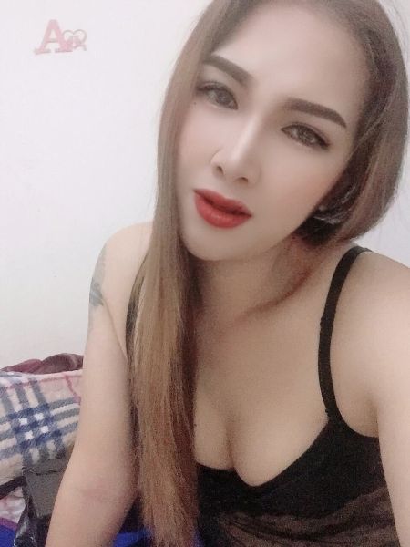 I'm ladyboy new from Thailand now in muscat oman all ghubra can make massage Thai and massage oil b2b good service come what app 