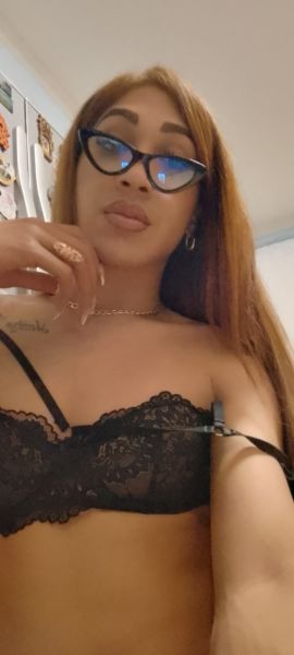 Me llamo Sandra soy una chica trans me gusta mucho compartir y conocer gente q le guste el sexo alocado jijiji 🤭 bueno soy versátil y también dotada , por favor no me escriban por gusto solo personas dispuestas ok besos ❤️❤️❤️❤️❤️